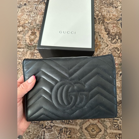 Gucci Marmont matelassé mini bag - Picture 9 of 11